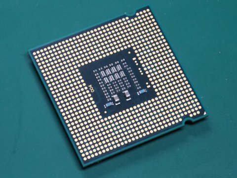 CPU 裏面