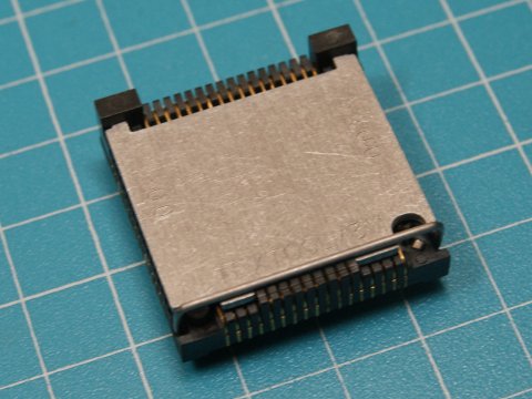 LLCCソケット 上面